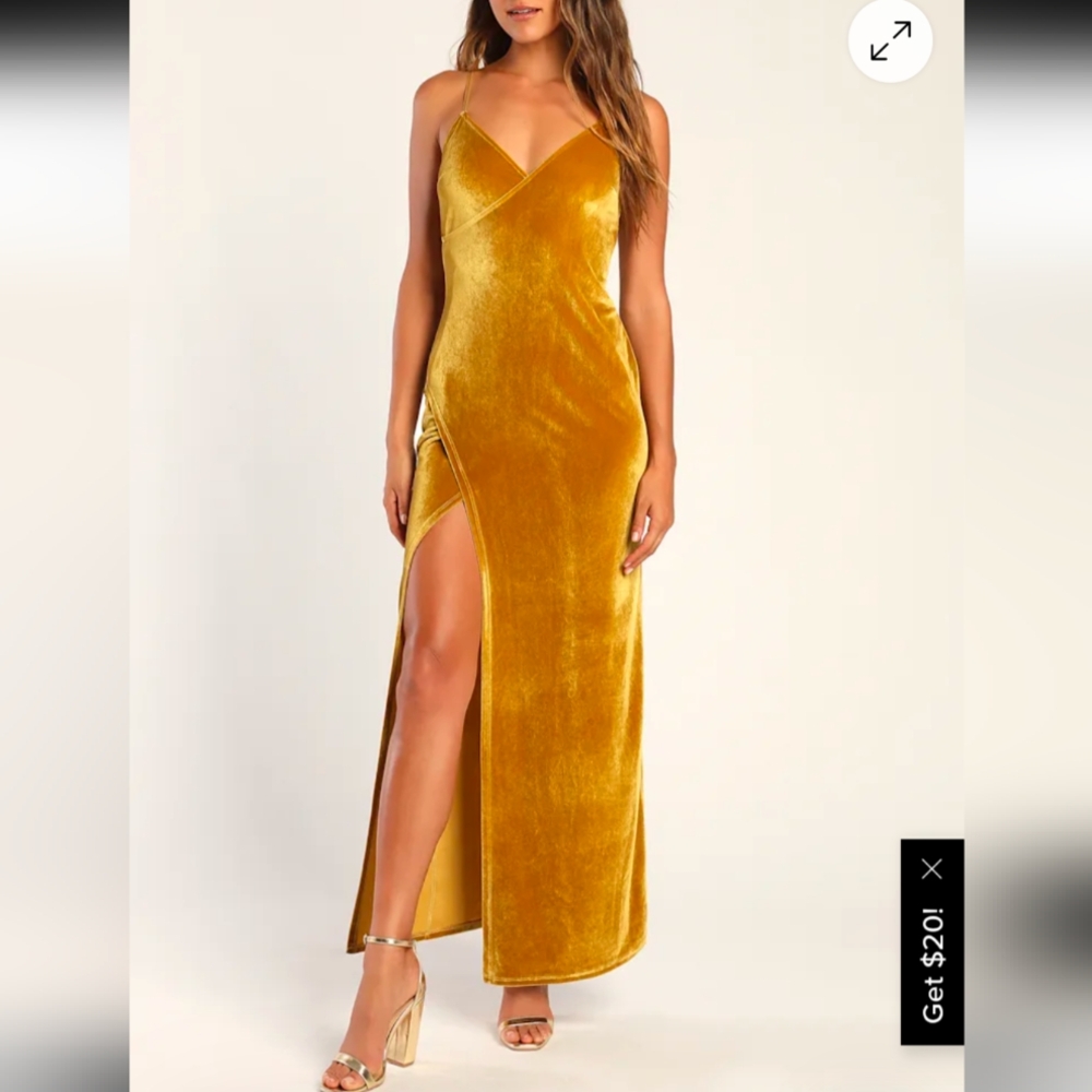 Lulu's Gold Velvet Maxi Dress